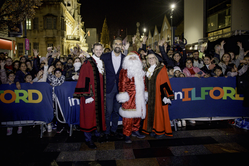 Kam Rai and Mayor with Santa in Ilford