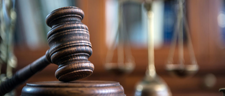 gavel in court